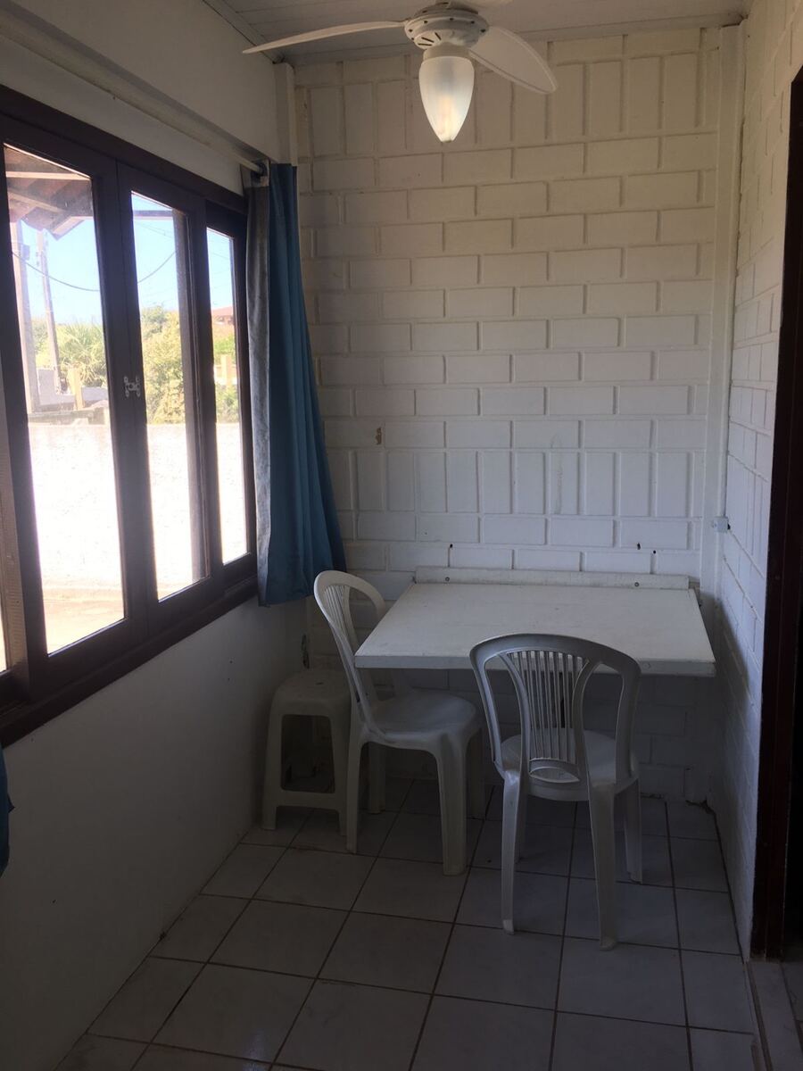 Sala de refeições do Apartamento 1 no Camping Padang