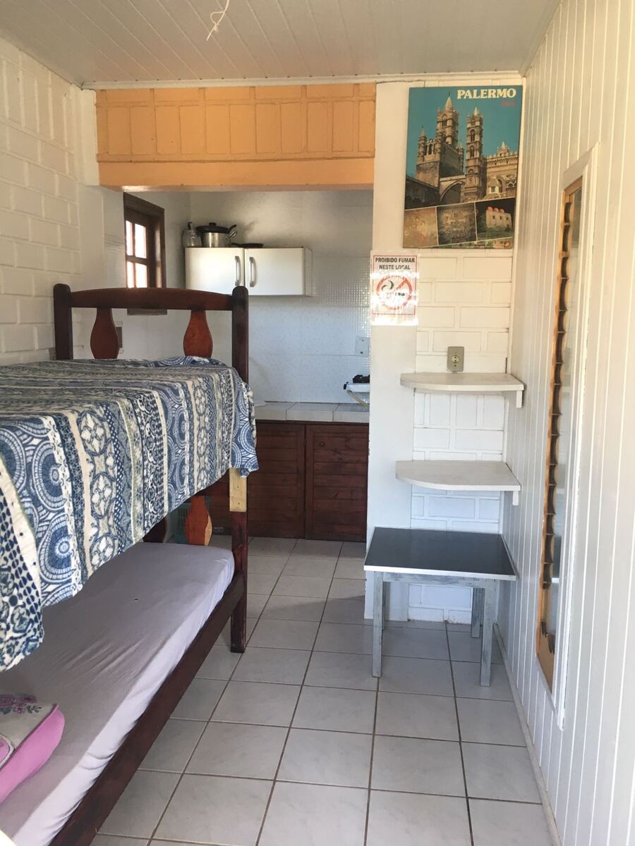 Beliche e cozinha do Apartamento 1 no Camping Padang