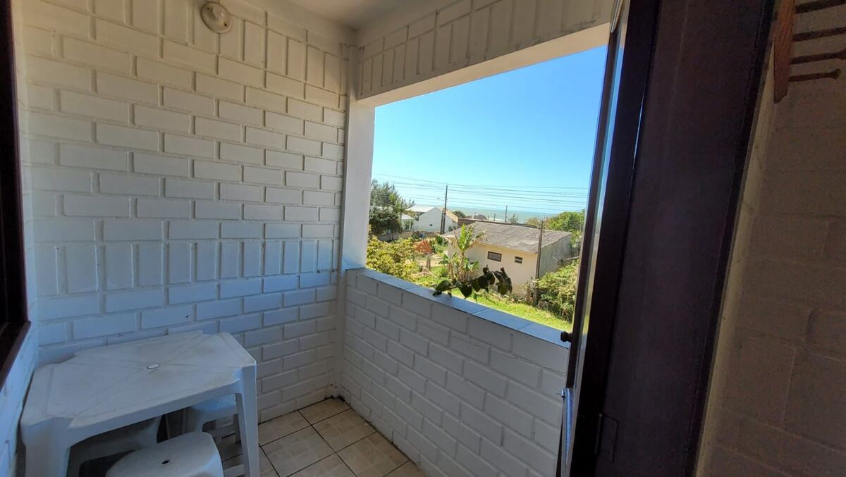 Espaço junto à janela do Apartamento 4 no Camping Padang