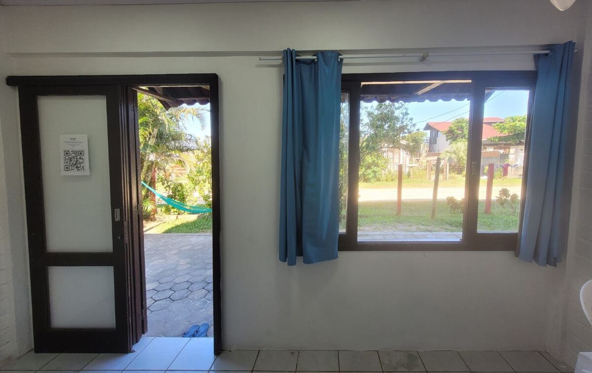 Vista da entrada no modelo dos Apartamentos 2 e 3 do Camping Padang