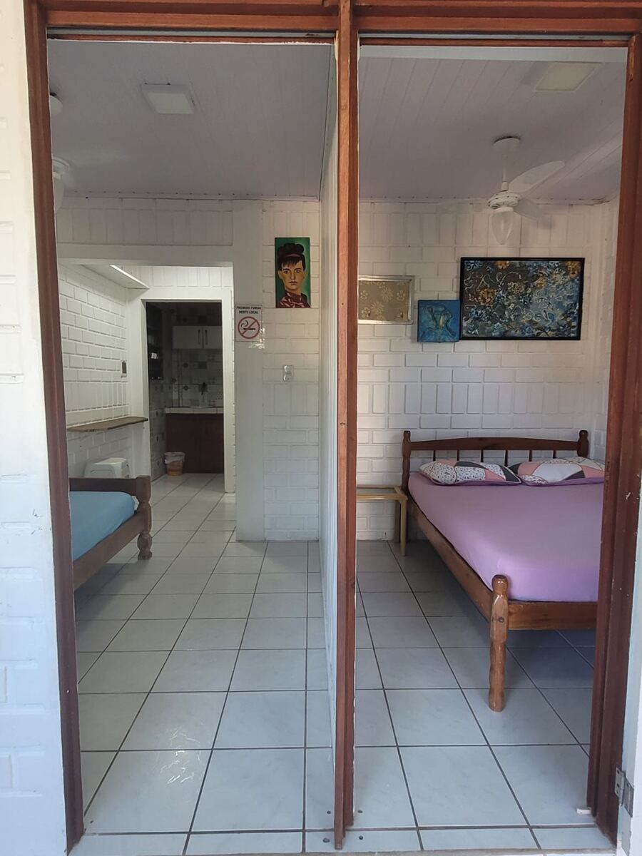 Ambientes dos quartos no modelo dos Apartamentos 2 e 3 do Camping Padang
